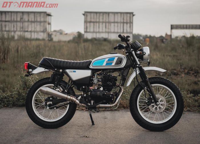 Kawasaki W175TR dipoles ulang oleh Minority Custom, makin vintage!