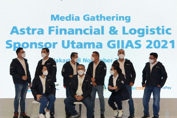 AFL didukung oleh tujuh (7) Lembaga Jasa Keuangan (LJK), yaitu Astra Credit Companies (ACC), Federal International Finance (FIFGROUP), Toyota Astra Finance (TAF), Asuransi Astra, Astra Life, Maucash, dan AstraPay