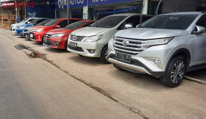 Showroom Mamin Niaga Motor Tangerang Selatan