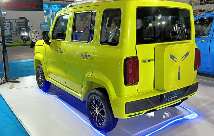 Mobil listrik KX Upgrade dari EVCBU Internasional