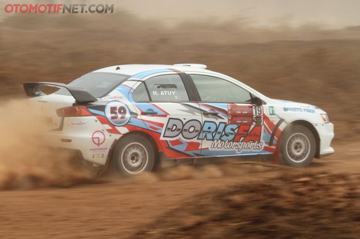 Mitsubishi Lancer Evo X jadi andalan saat sprint reli