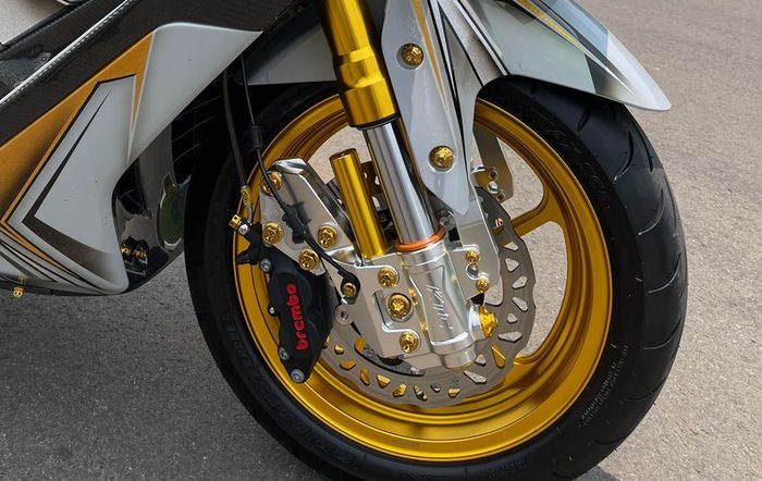 Pengereman depan Yamaha NMAX old full Brembo