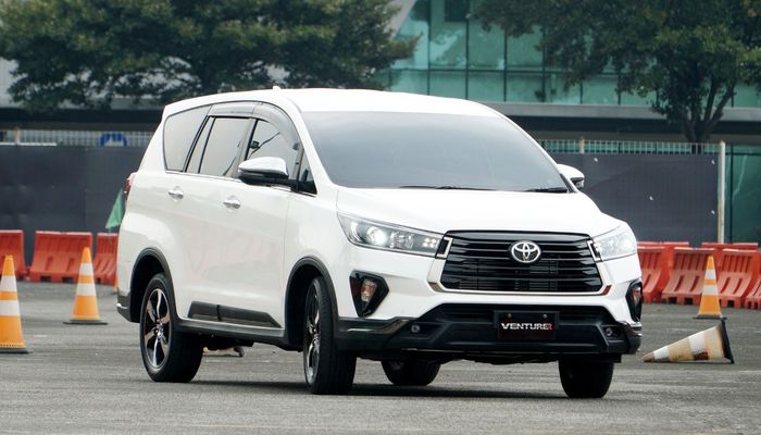 Toyota New Kijang Innova