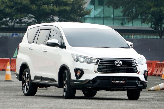 Toyota New Kijang Innova 