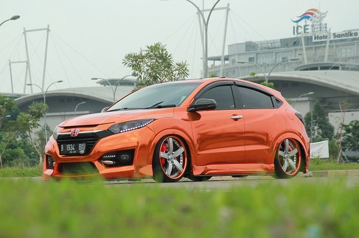 Modifikasi Honda HR-V E 2015 Orange Warrior 