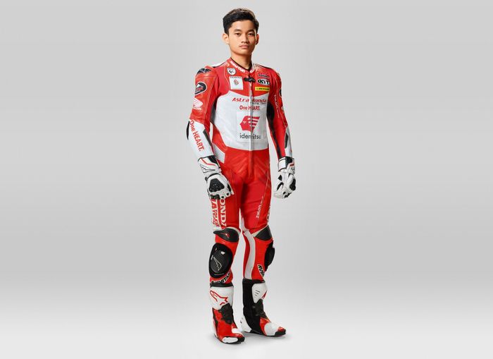 Fadillah Arbi. Terjun di Moto3 Junior Championship 2022
