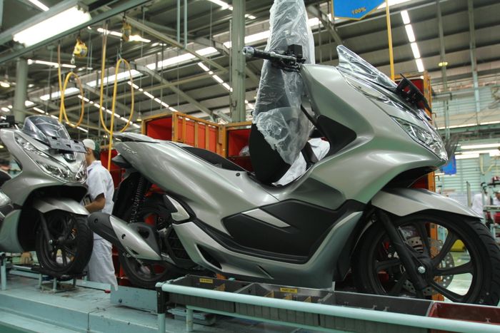 PT AHM luncurkan PCX 150 warna baru