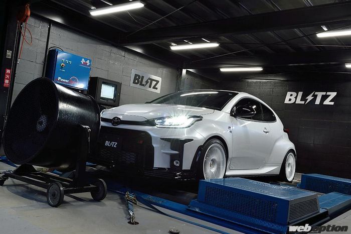 Modifikasi Toyota GR Yaris hasil racikan Blitz, Jepang