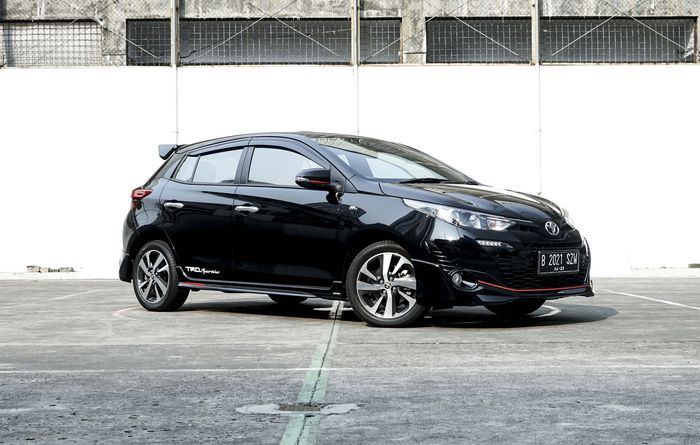 Toyota Yaris TRD Sportivo sudah dibekali wiper dengan pilihan kecepatan usapan