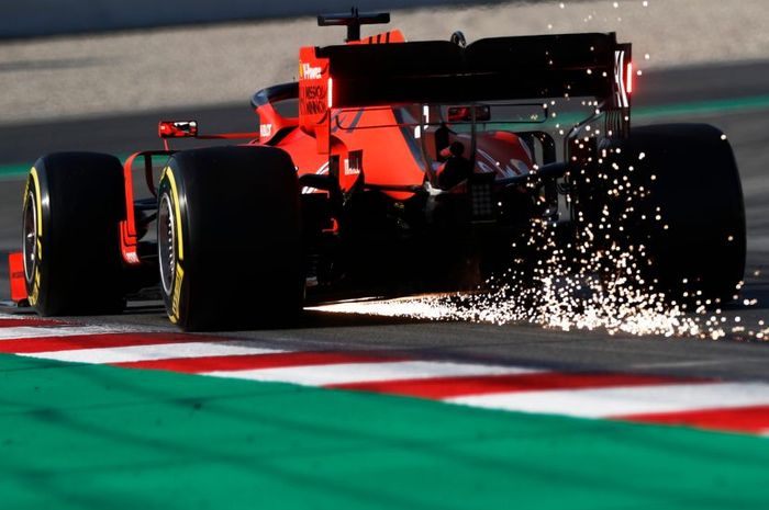 F1 resmi akan memberikan satu poin tambahan untuk pencetak lap tercepat di setiap seri pada musim 2019