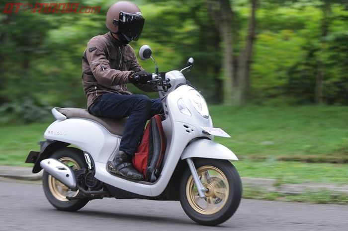 Penyebab akselerasi motor matik lemot