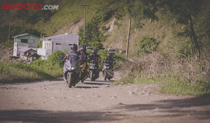 Riders MAXI YAMAHA Tour de Indonesia saat berada di Paropo