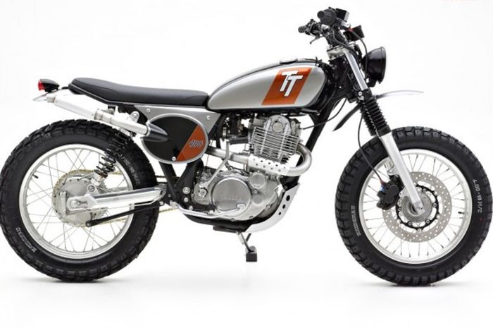 Yamaha SR400 custom scrambler dari Palhegyi Design
