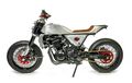 Kawasaki Ninja 250 Bergaya Street Tracker, Spionnya Pakai Kamera