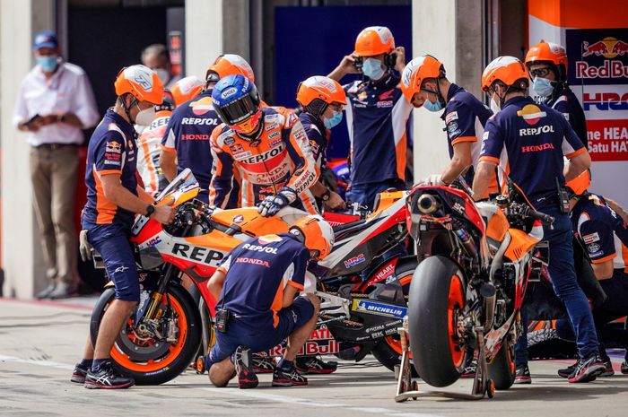Honda RC213V sulit dikendarai pembalap lain, termasuk adiknya Marc Marquez, Alex