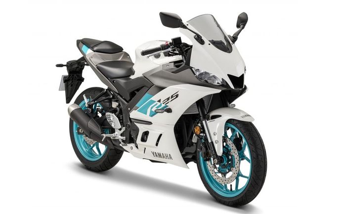 PIlihan warna Glacier White Yamaha R25 Malaysia