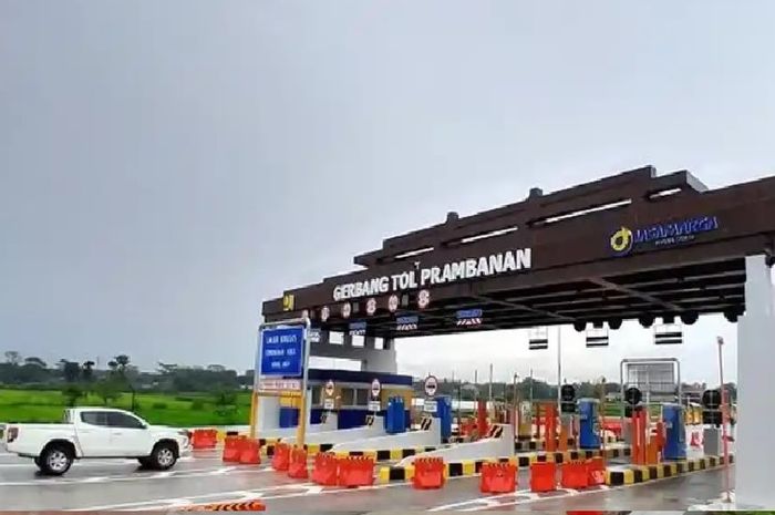 Jalan tol Prambanan-Purwomartani dibuka secara fungsional