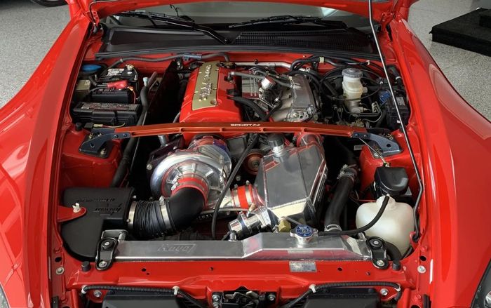 Mesin modifikasi Honda S2000 disuntik supercharged, potensi tenaga lebih dari 300 dk