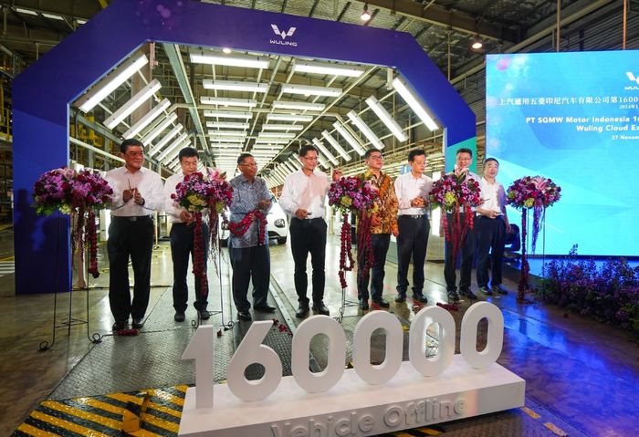 Pabrik Wuling di Cikarang, Jawa Barat menorehkan catatan produksi 160.000 unit kendaraan.