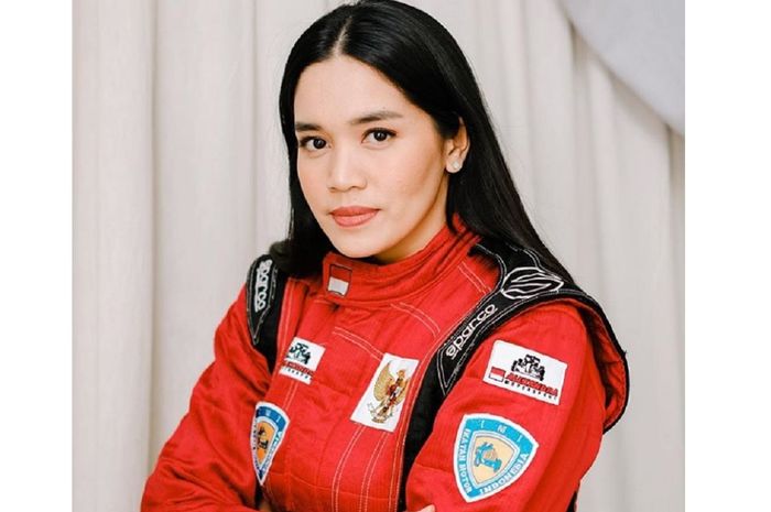 Pembalap wanita kebangaan Tanah Air, Alexandra Asmasoebrata