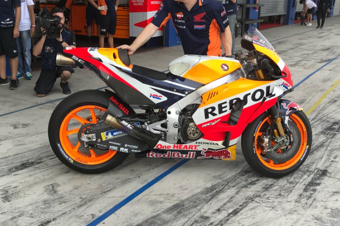 Honda memakai swing arm berbahan karbon di tes pramusim MotoGP 2018, Buriram, Thailand