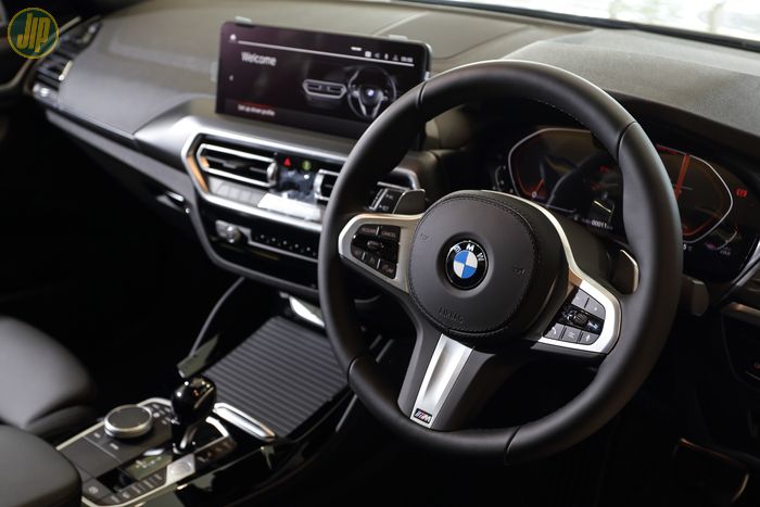 Interior New BMW X4 xDrive30i M Sport