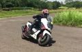 Sedapp... Yamaha NMAX Dipakai Cornering di Sirkuit, Miring-Miring Kayak Di MotoGP