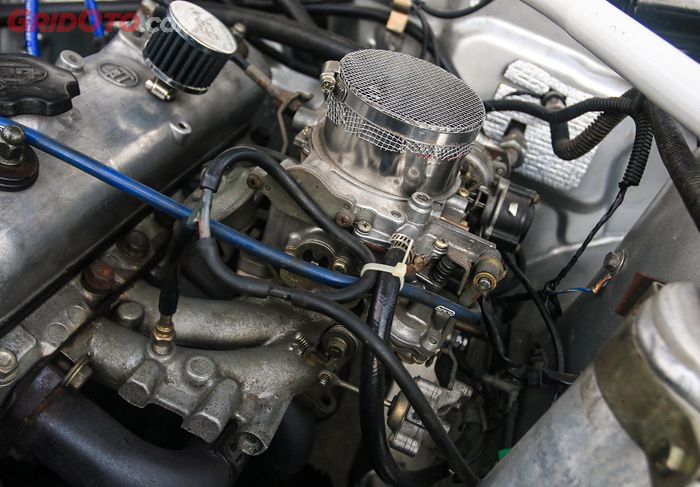 Modifikasi Toyota Corolla DX pasang karburator milik Honda Accord Maestro