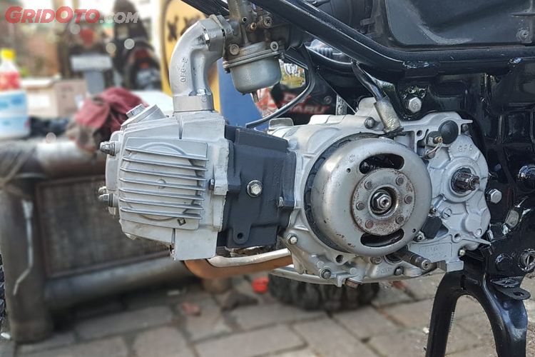 Cuma Modal Benda Benda Di Rumah Blok Mesin Motor Jadi Kinclong Gridoto Com Cuma Modal Benda Benda Di Rumah Blok Mesin Motor Jadi Kinclong Gridoto Com