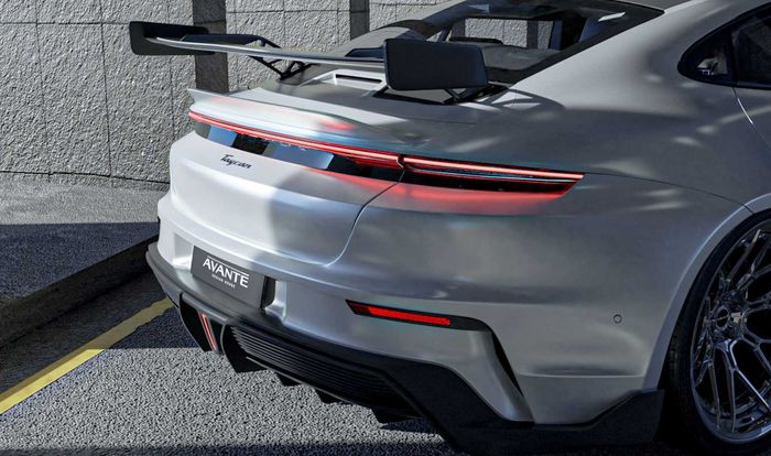 Sayap dan diffuser baru bikin Porsche Taycan jadi lebih agresif
