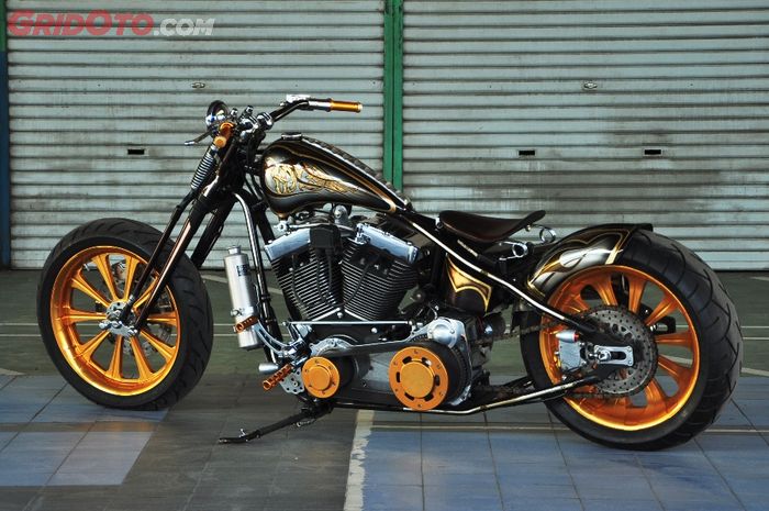 Harley-Davidson Road King 2006 custom karya BMS