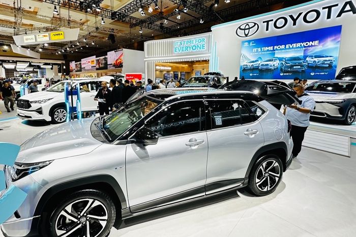 Toyota masih menduduki tahta tertinggi penjualan mobil secara nasional, dengan membukukan penjualan retail 92.547 unit di sepanjang Januari-April 2024