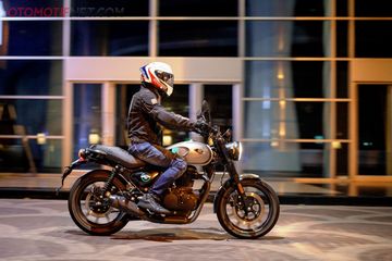 Heran, Ini Motor 350 Cc tapi Larinya Setara Sport 150 Cc Lokal ...