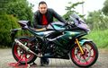 Suzuki GSX-R150 Cat Bunglon Tambah Daun Spesial, Inspirasi dari Helm