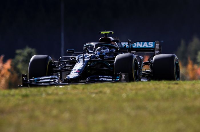 Valtteri Bottas berhasil meraih pole position, sementara Nico Hulkenberg comeback di kualifikasi F1 Jerman 2020 di sirkuit Nurburgring