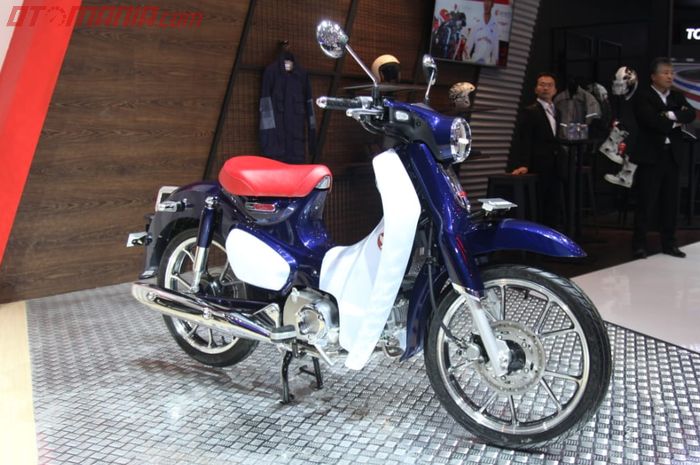 Honda Super Cub 125 di GIIAS 2018.