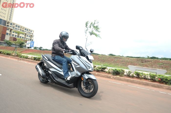 Segini harga windshield Honda Forza
