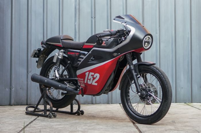 Modifikasi Benelli Motobi 152 garapan Custom Kit, perkuat gaya cafe racer