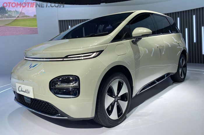 Kisaran harga Wuling New Cloud EV Lite tahun 2026.