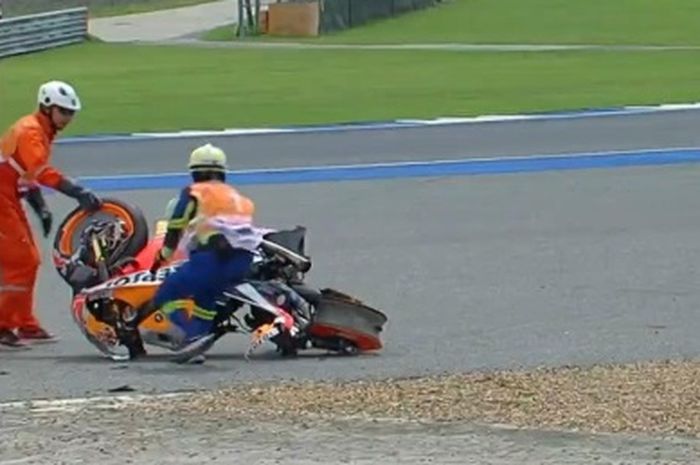 Kondisi motor Honda RC213V Marc Marquez usai kecelakaan di FP1 MotoGP Thailand