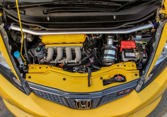 Mesin modifikasi Honda Jazz GE8 sudah diupgrade biar lebih bertenaga