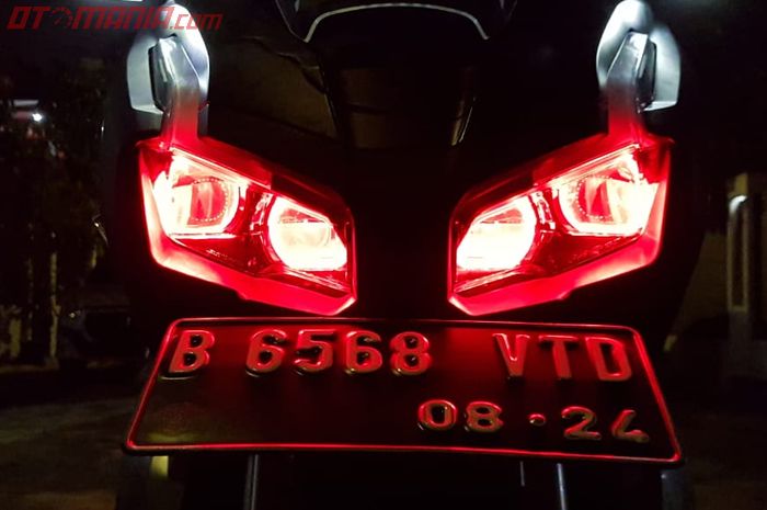 LED Projie terpasang di area headlamp