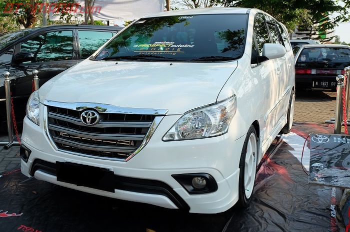  Kijang Innova Serasa Mercedes Benz Kaki kaki Empuk 