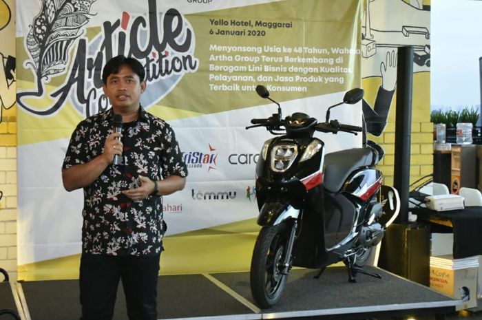 Evi Haryadi. Honda Genio jadi hadiah utama sebagai apresiasi kepada jurnalis terbaik dalam Article Competition 2019 gelaran Wahana Artha Group