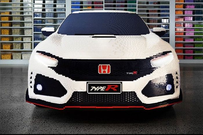 Area fascia dibuat semirip mungkin dengan aslinya