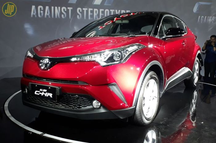 Toyota C-HR dibanderol mulai Rp 480 jutaan