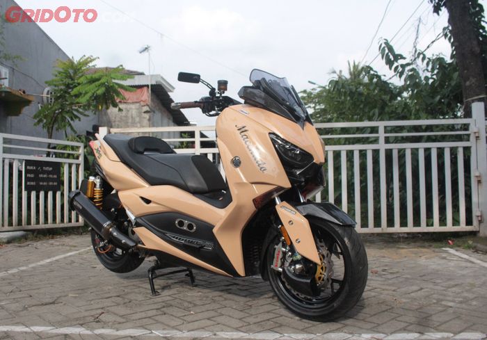 Yamaha XMAX modifikasi