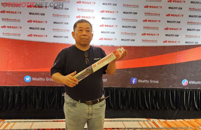 Arief Hidayat. Sebentar lagi akan dirilis yang versi Pro