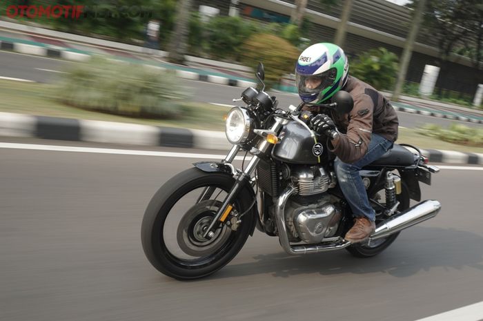 Test ride Royal Enfield Continental GT 650
