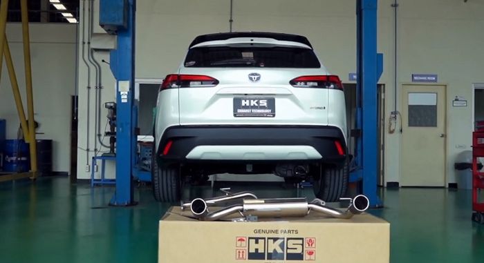 Muffler Legal Dual HKS Thailand untuk Toyota Corolla Cross